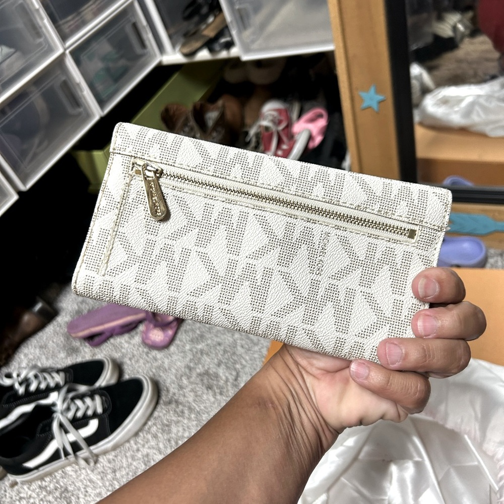 Cute White MK Walket